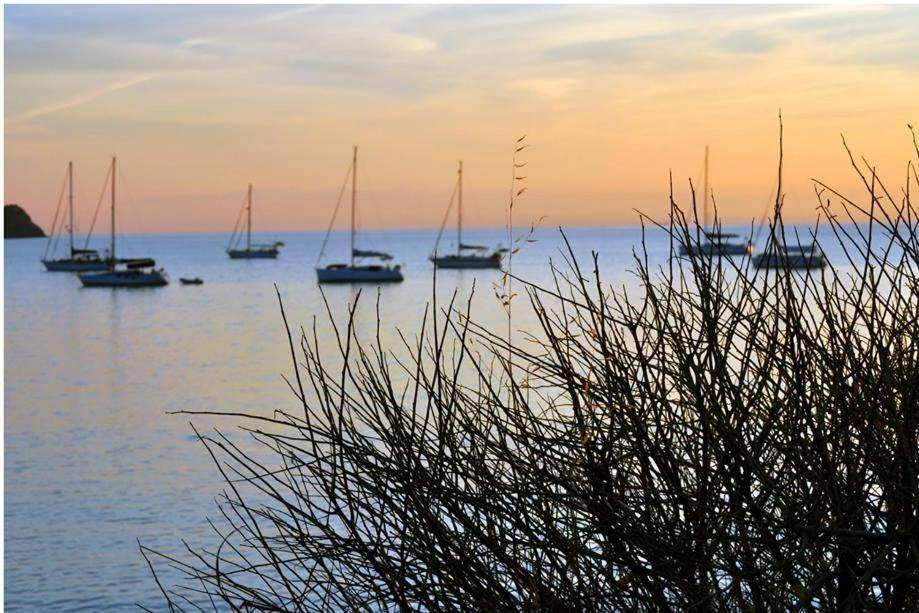 La Casa Di Sara Villa Pula Buitenkant foto